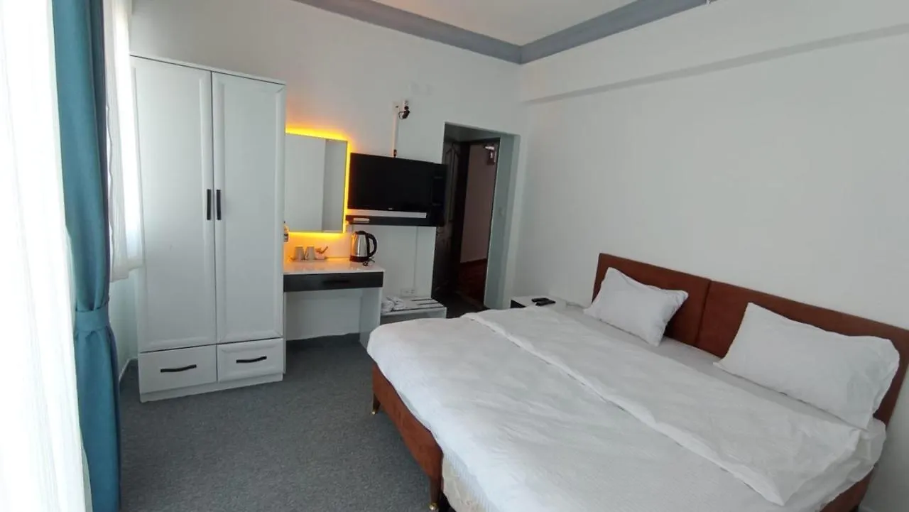 Ezel Group Hotel 0*, Antalya